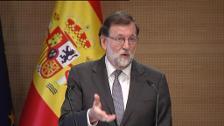 Rajoy cree que Cifuentes acabará con la polémica de su máster