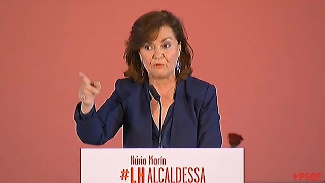 Calvo pide al Govern &quot;dejarse de lazos y ponerse en el suelo&quot;