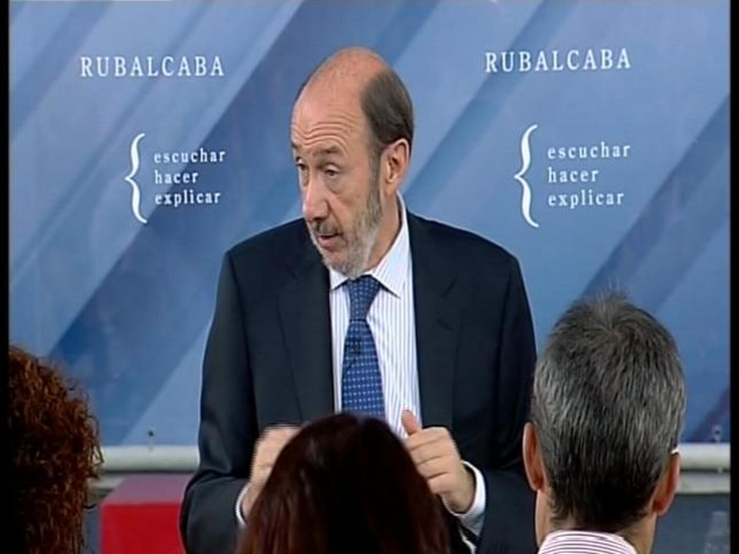 Rubalcaba promete a los padres invertir más en conciliación y educación infantil si gana el 20-N