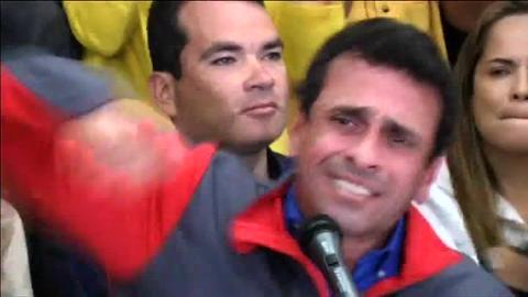 Un grafitti en Caracas llama a protestar en la calle