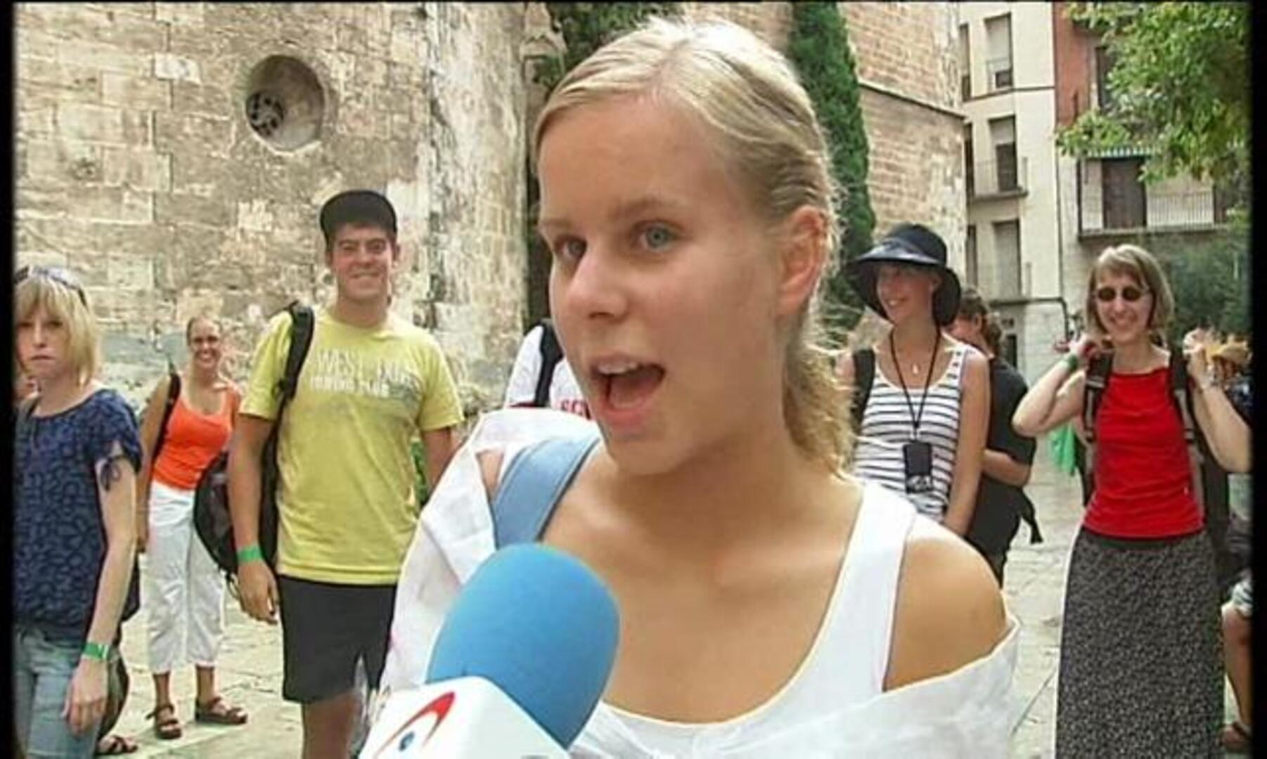 Más de 40.000 jóvenes de todo el mundo asisten a una misa en el Fórum