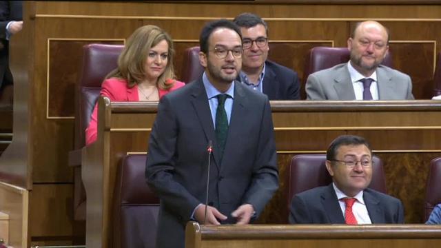 El presidente del Gobierno, Mariano Rajoy, en la sesión de control