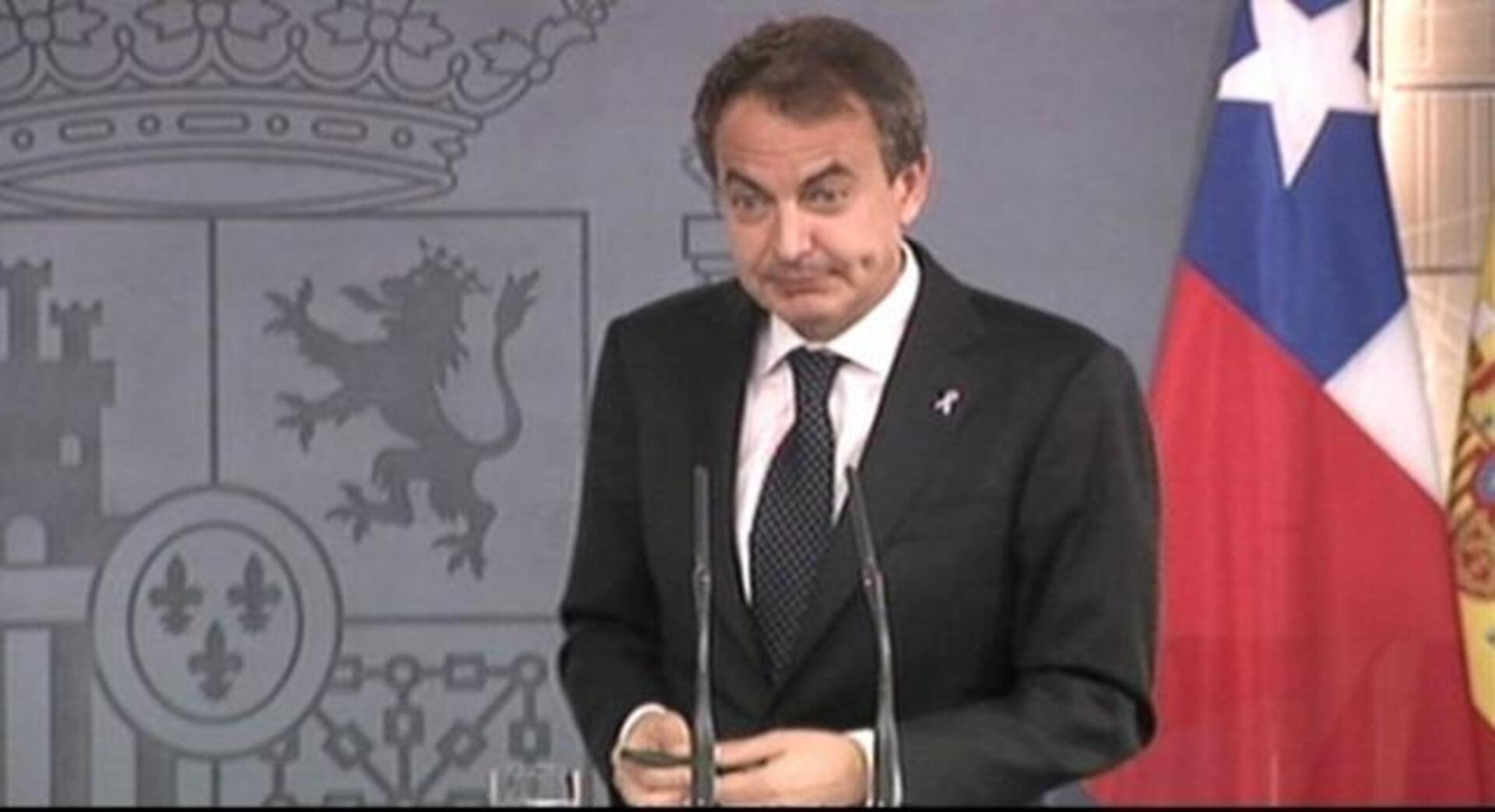 Zapatero: «Le pido a Rajoy que hable con Dios y nos diga cómo es el plan que hay que hacer»