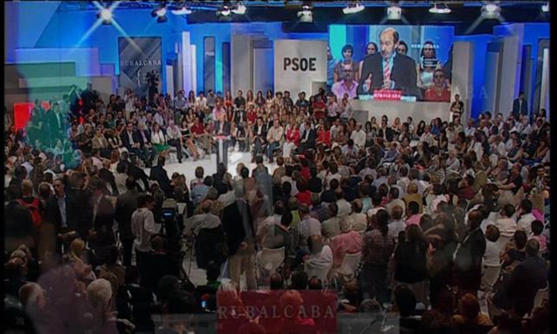 Rubalcaba gira a la izquierda con guiños al 15-M tras ser proclamado candidato del PSOE