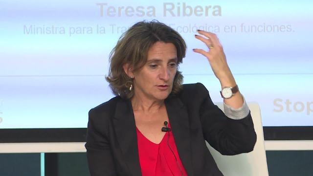 Ribera califica de &quot;analfabetos&quot; a los que niegan el cambio climático