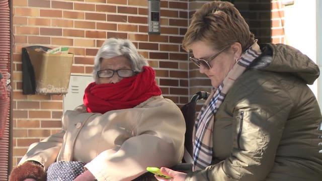 El expresidente del Gobierno, José Luis Rodríguez Zapatero, y la exministra de Sanidad, Trinidad Jiménez