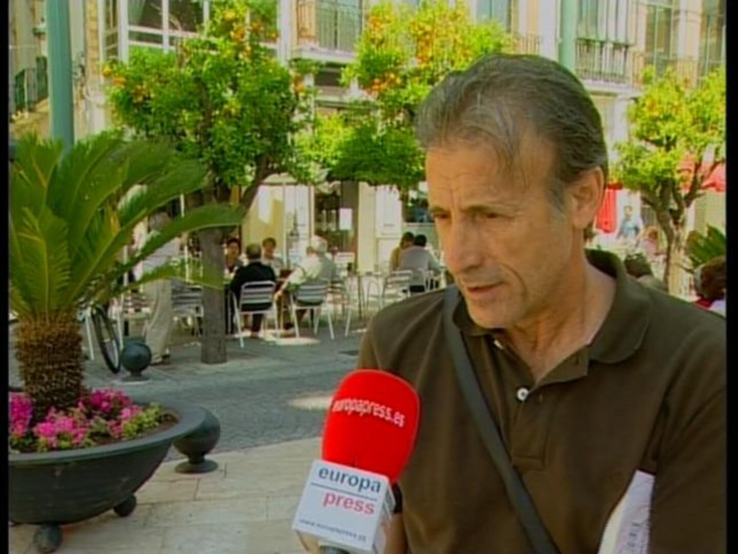 IU no descarta la abstención para dejar gobernar al PP en Extremadura