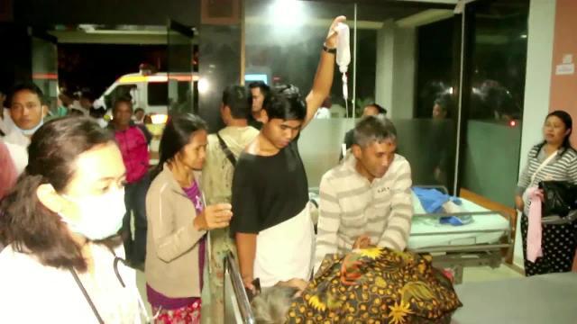 Al menos tres muertos y 12 heridos en terremoto de Lombok
