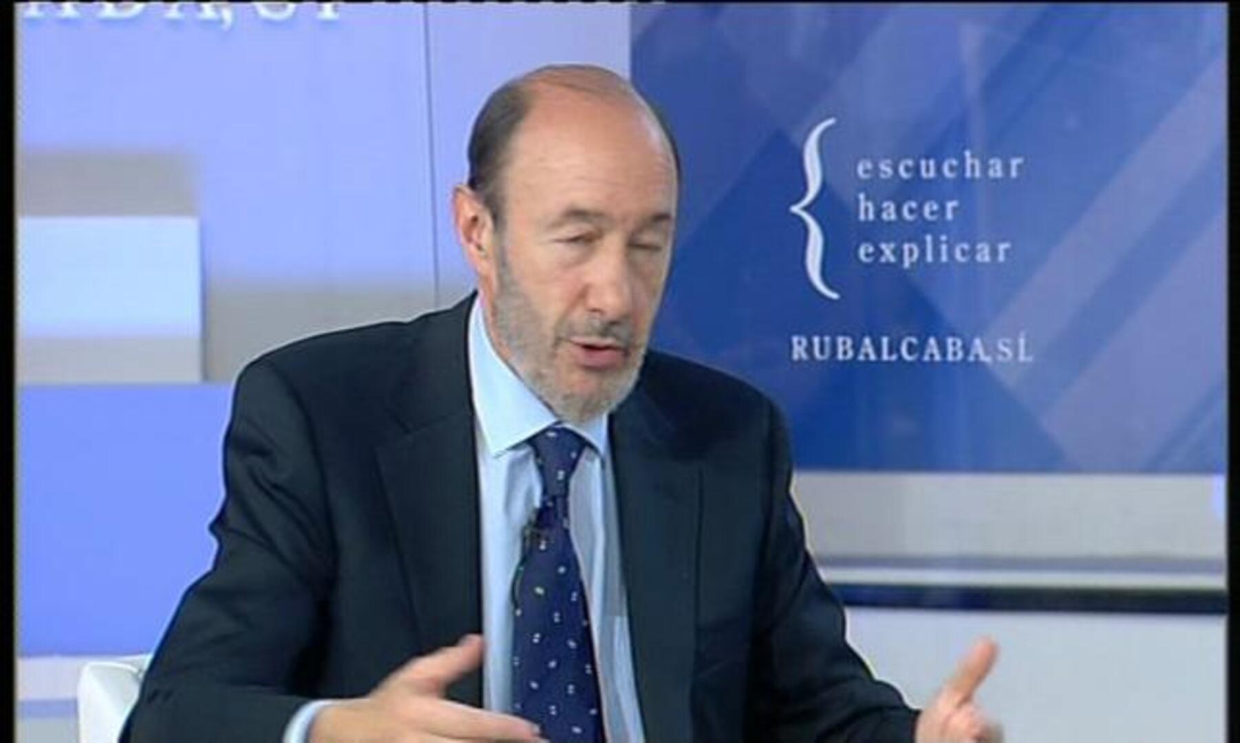 Rubalcaba, tras el comunicado de los presos: «Estamos más cerca del final»