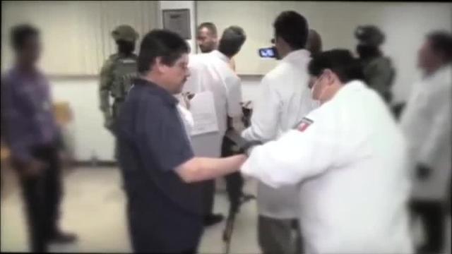 Descartan a uno de los candidatos para ser jurado del juicio del Chapo tras pedirle un autógrafo