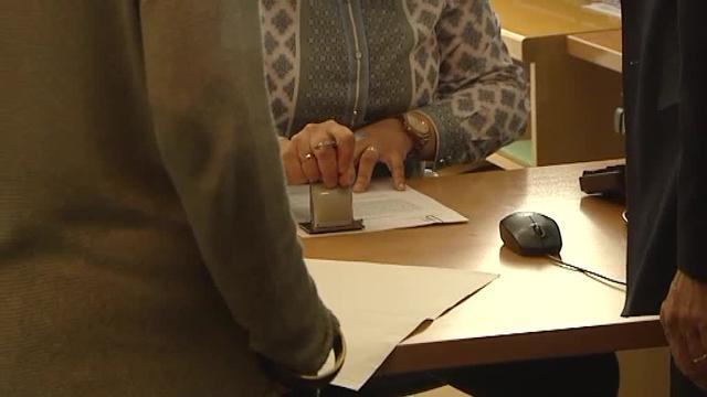 El PSOE registra la moción de censura contra Cristina Cifuentes