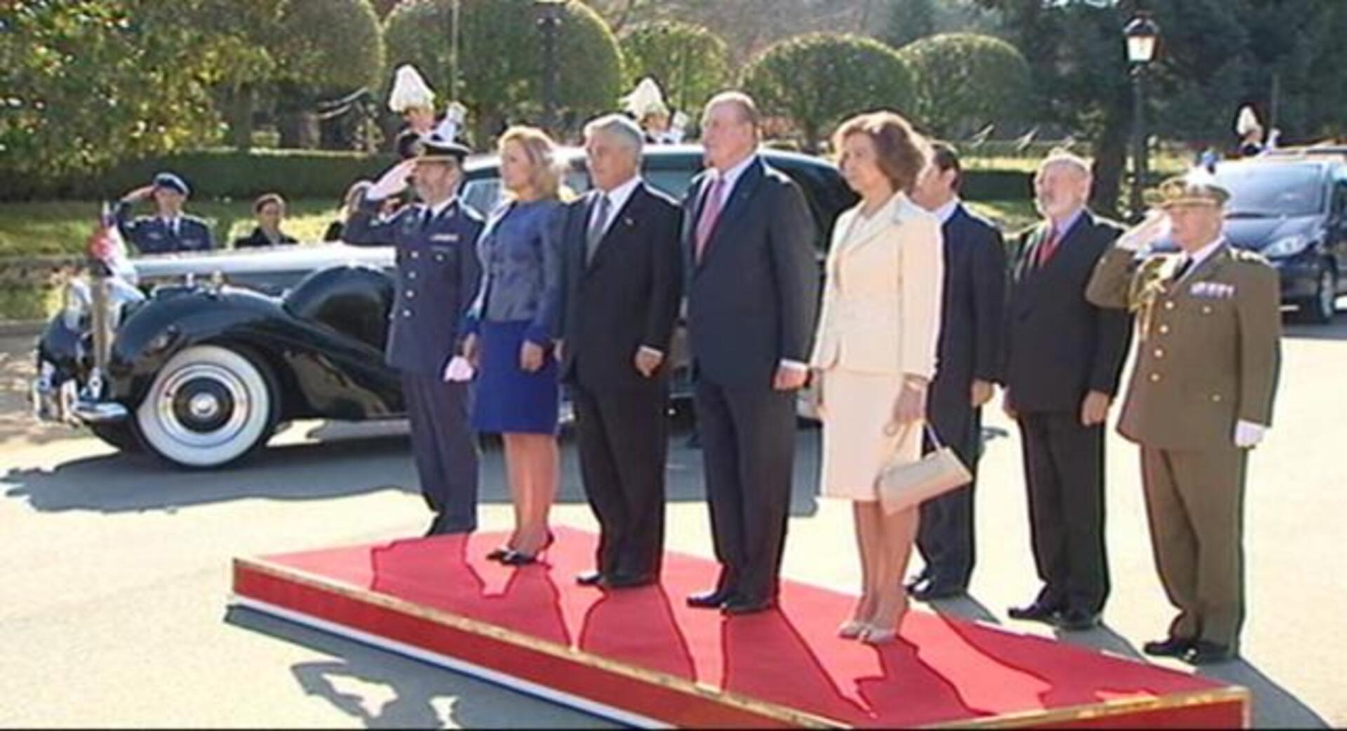 Los Reyes reciben al presidente de Chile, que inicia hoy su visita de Estado a España