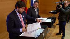 Firma del Pacto Regional contra la Violencia de Género entre PP y Cs en Murcia