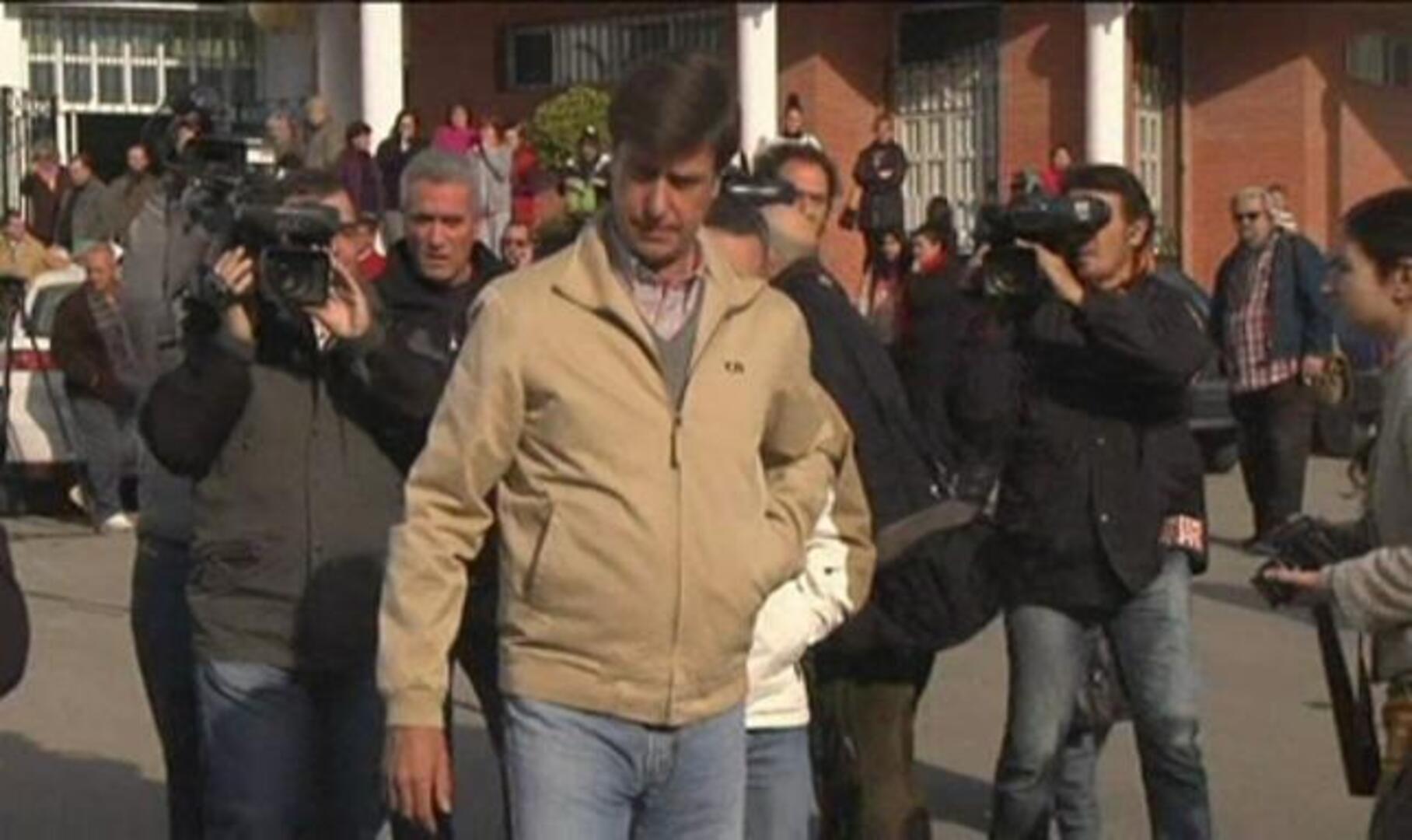 Interior ordena detener a los responsables del asalto a dos supermercados