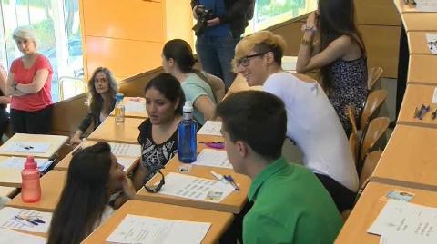 España consigue alcanzar la media OCDE en Lectura, Ciencias y (casi) Matemáticas en el informe PISA 2015