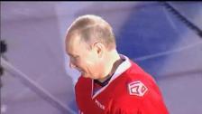 Putin, 'estrella' del hockey hielo