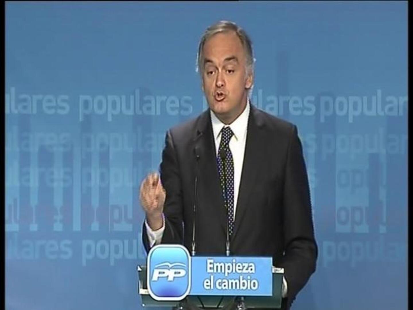 El PP se compromete a no congelar otras vez las pensiones en 2012 si gana el 20-N