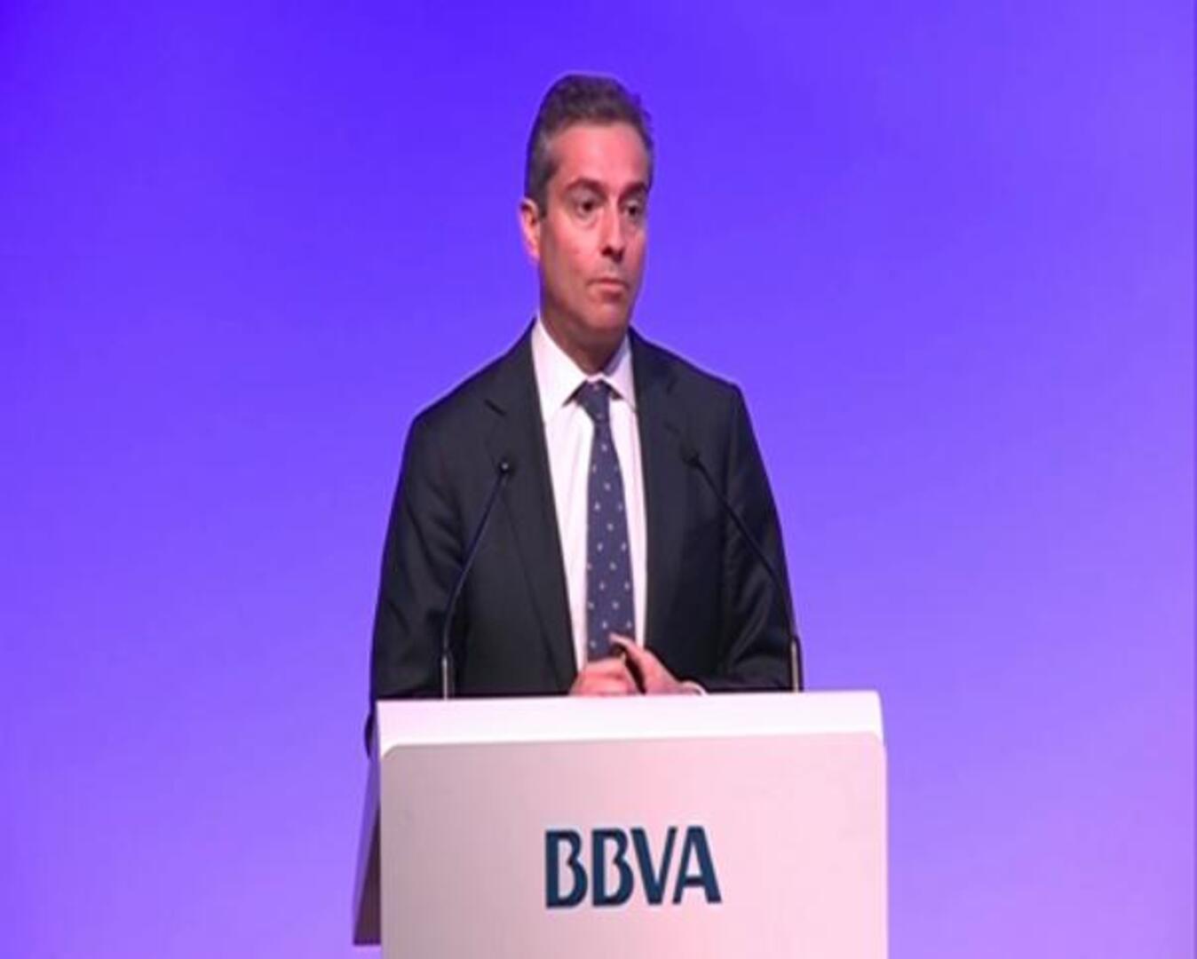 El beneficio neto del BBVA baja un 12,6% aunque supera las previsiones
