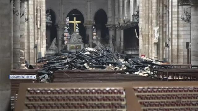 El incendio en la catedral de Notre Dame en París, deja todo bajo escombros