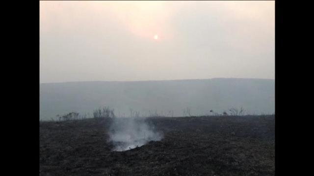 Tercer día de incendios en Reino Unido