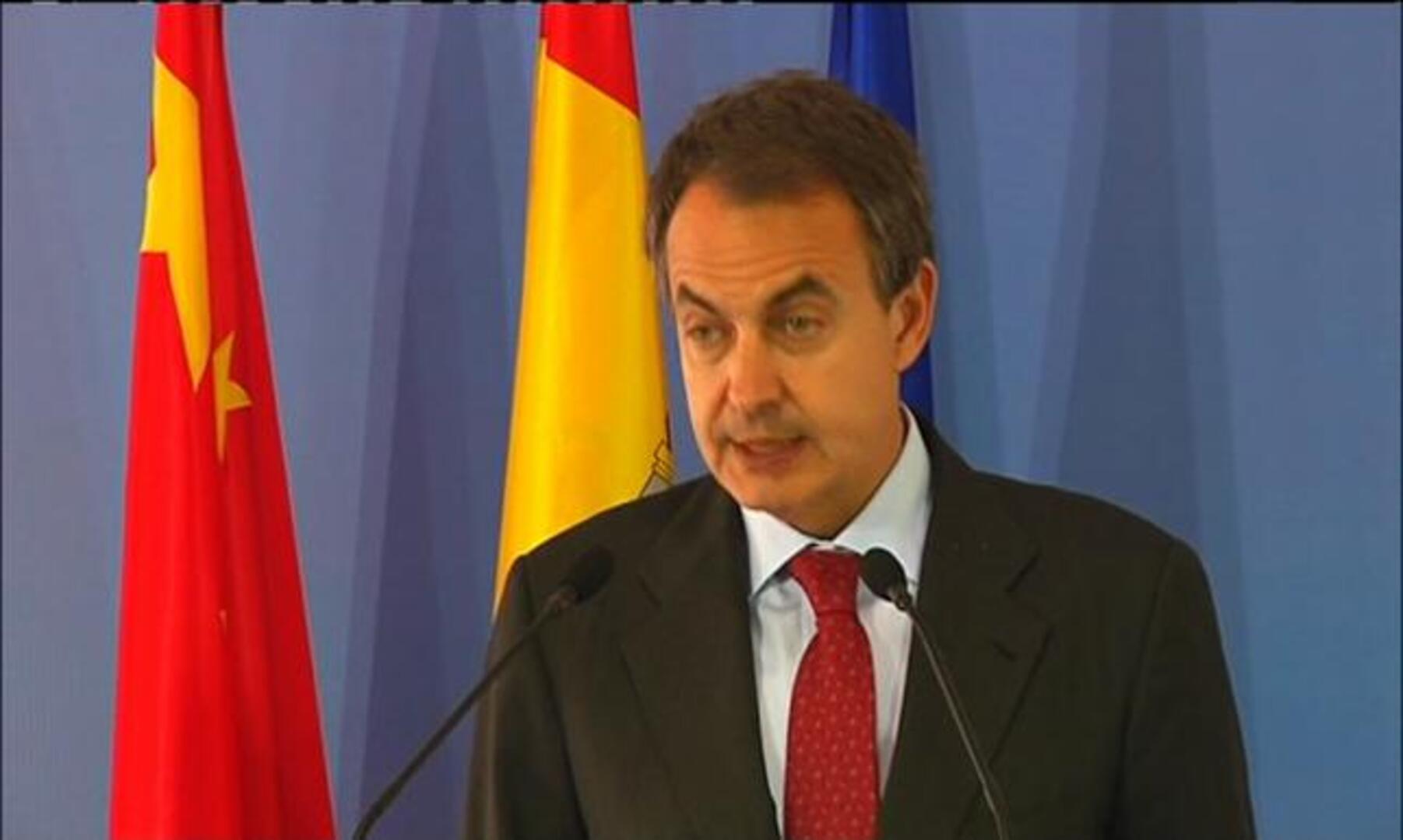 Zapatero no quiere especular con lo que «ETA tenga en la cabeza»