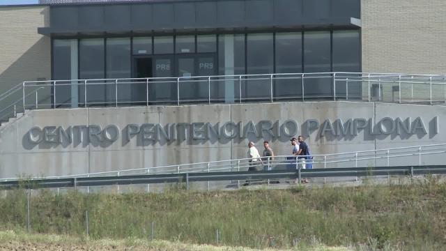 Tres miembros de &#039;La Manada&#039; abandonan la cárcel de Pamplona