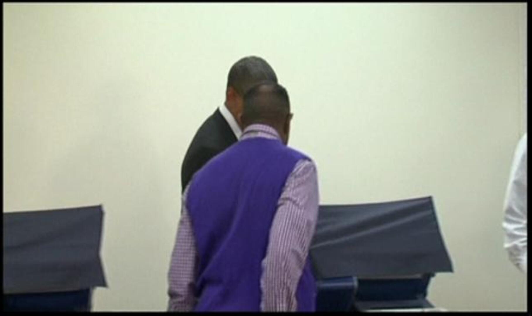 Elecciones EE.UU. 2012: Barack Obama vota por adelantado en Chicago