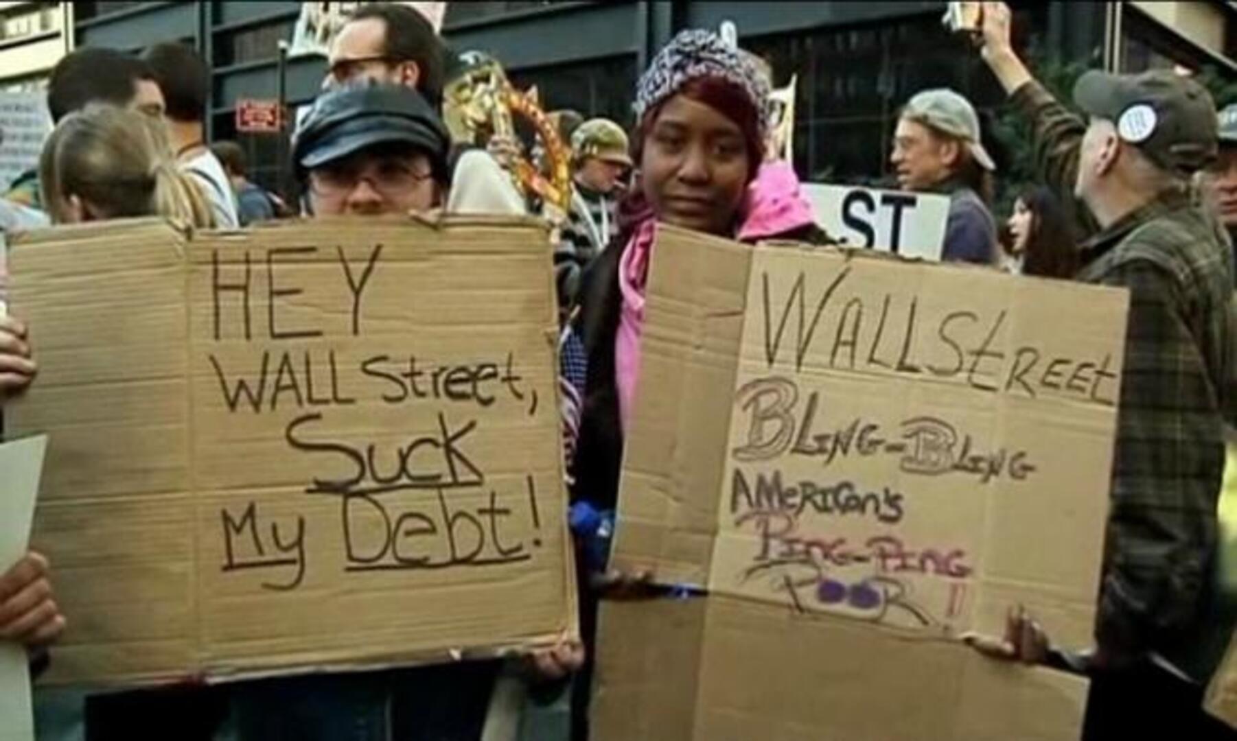Miles de indignados toman Wall Street