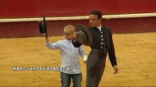 Procesan a tres tuiteros por amenazar de muerte a un niño aficionado a los toros