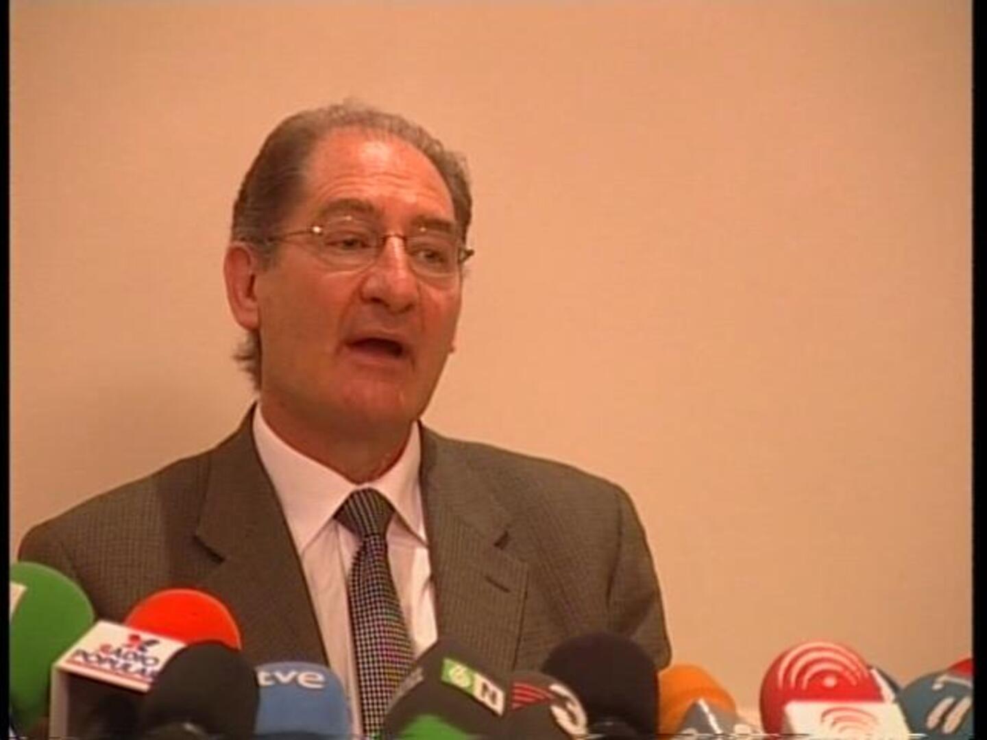 Currin asegura que ETA declarará un alto el fuego permanente «antes de Navidad»