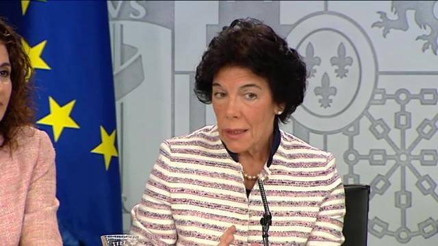 Celaá: &quot;Los insultos deberían estar fuera de toda crítica política&quot;