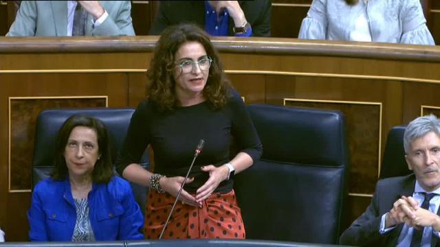 Principio de acuerdo entre Gobierno y Unidos Podemos para subir el IRPF a las rentas más altas