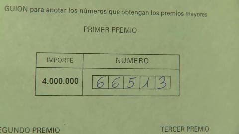 El Gordo de la Lotería toma el puente aéreo y deja 40 millones en el barrio del Raval de Barcelona