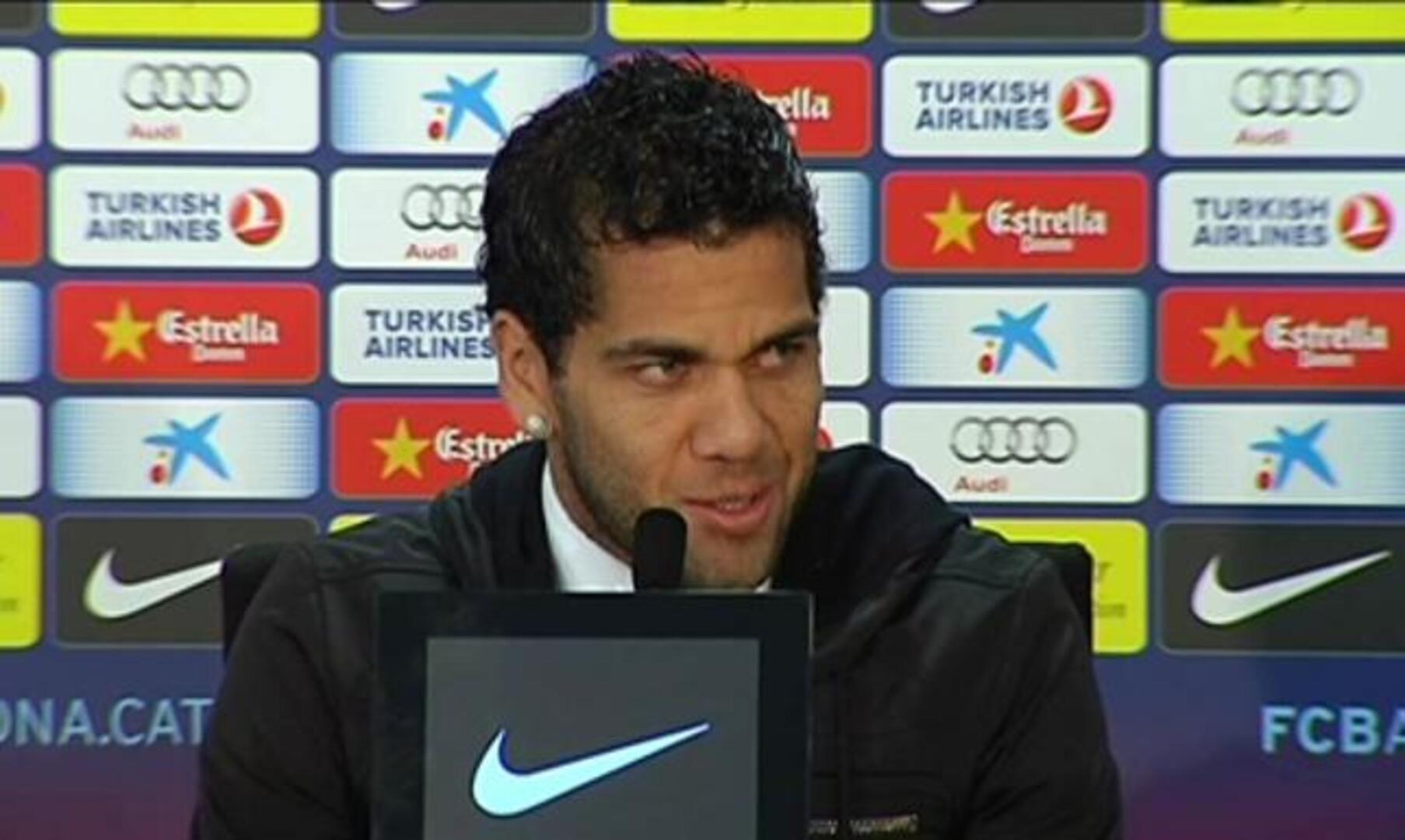 Alves: «El Barça no baja nunca los brazos, ni tira la toalla jamás»