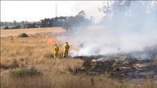 El lanzamiento de cometas incendiarias desde Gaza causa diversos incendios en Israel