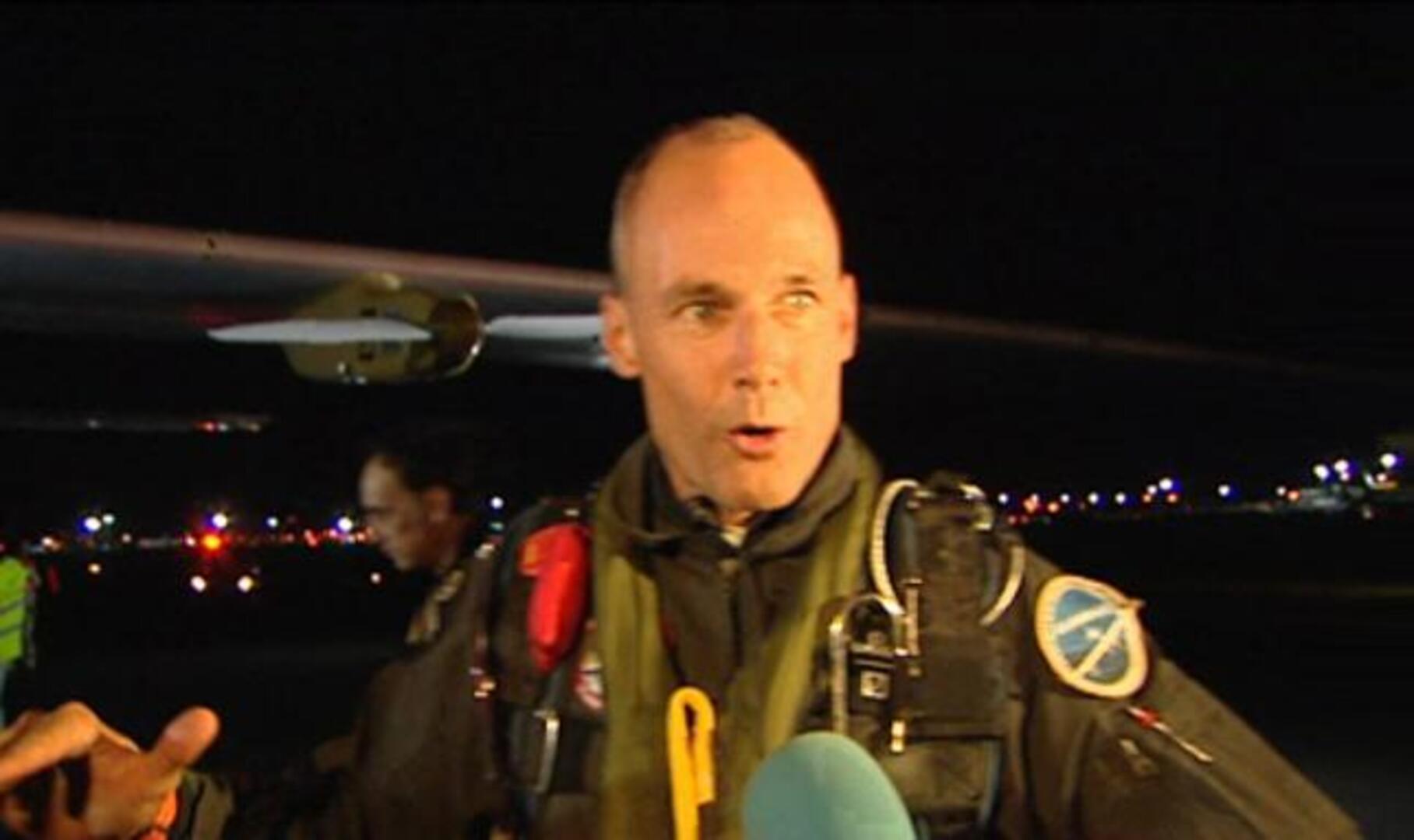 El avión solar aterriza en Barajas 17 horas después de despegar de Rabat