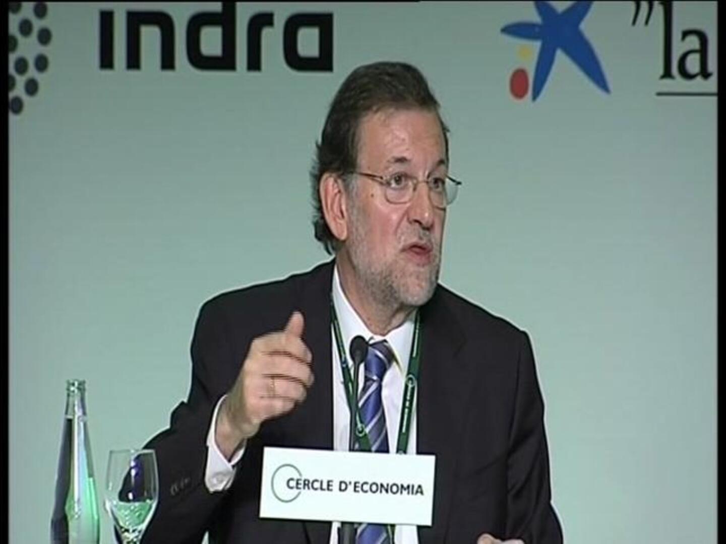 Rajoy propone un techo de gasto autonómico con carácter constitucional