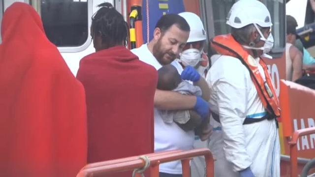 Open Arms desembarca en Algeciras