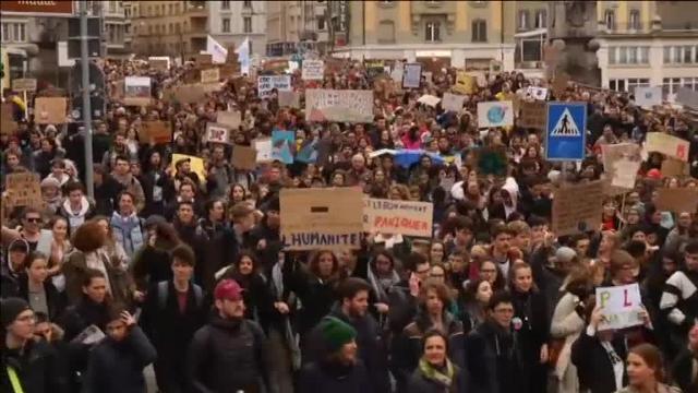 Miles de jóvenes de todo el mundo se unen para salvar el planeta