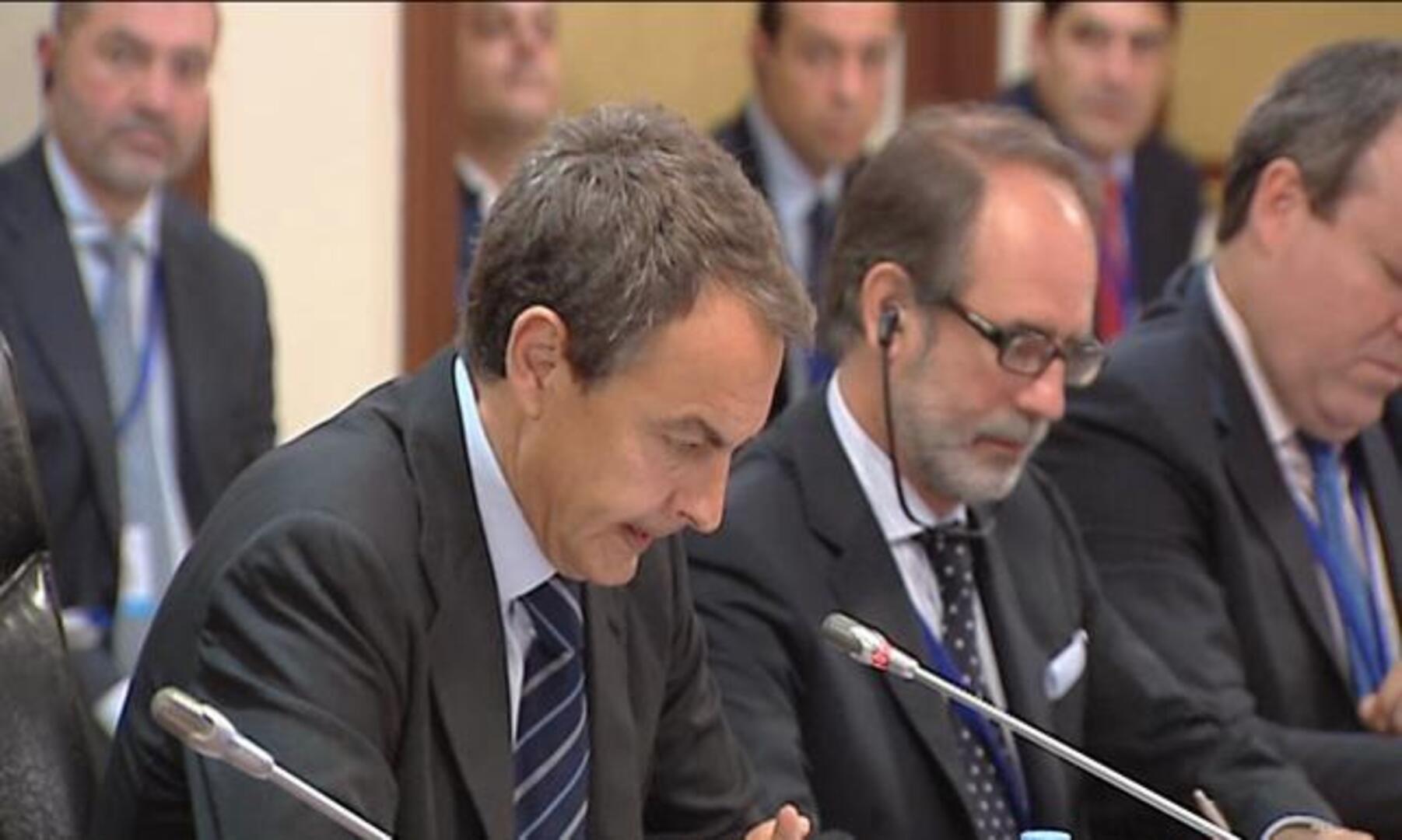 Zapatero apoya en Kazajistán a las grandes empresas porque ve en ellas la recuperación económica