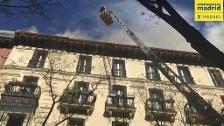 Un incendio en el barrio de Salamanca de Madrid obliga a desplazarse a 10 dotaciones de bomberos