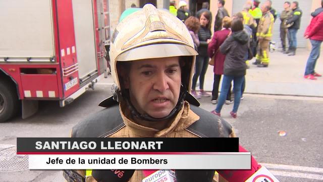 Mueren dos niños y su madre en un incendio en L’Hospitalet