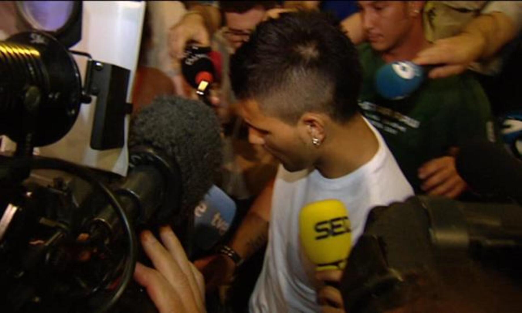 Agüero: «Tengo opciones de varios clubes, pero no hay nada concreto»