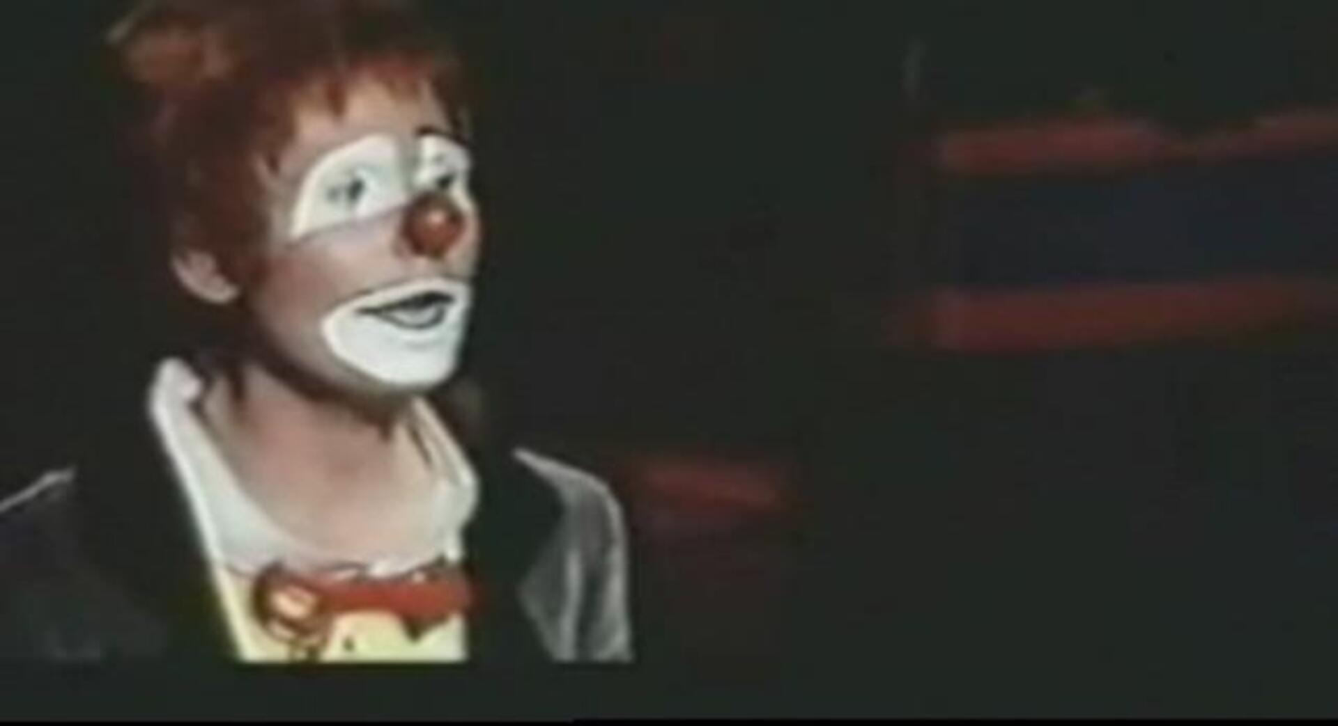 Natalie Portman se bebe el lago con los cisnes