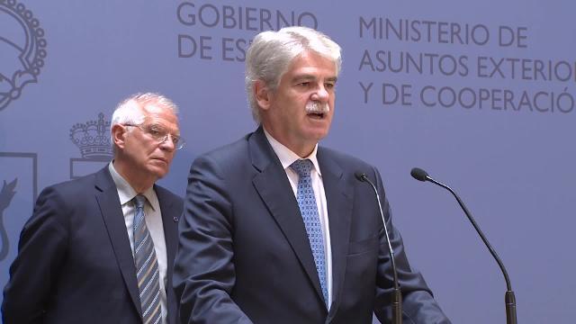 Dastis &quot;satisfecho&quot; porque Borrell sea su sucesor