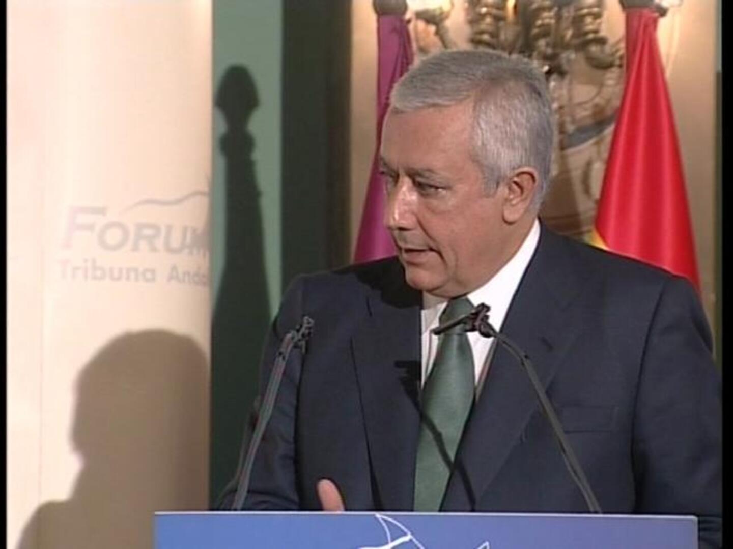 Arenas: «A Rubalcaba le toca lo peor del zapaterismo»