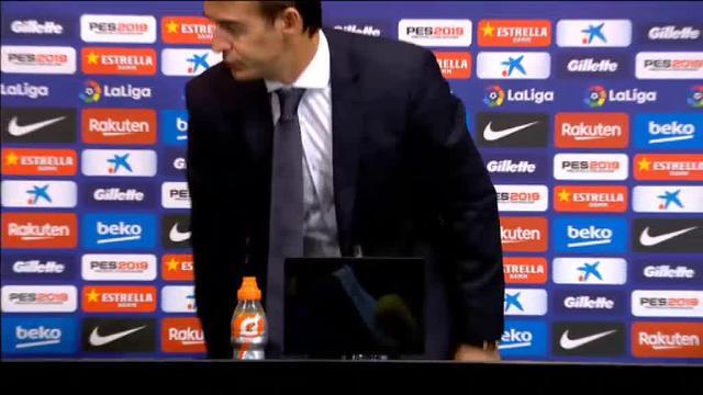 Lopetegui: &quot;Tengo absoluta fuerza para seguir dirigiendo al grupo&quot;