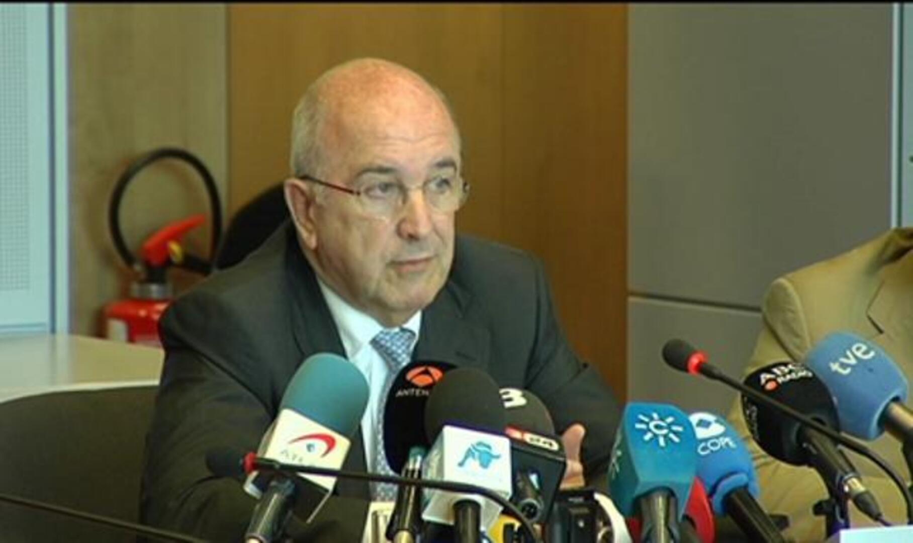 Almunia aboga por la compra de deuda de Italia y España por parte del fondo de rescate