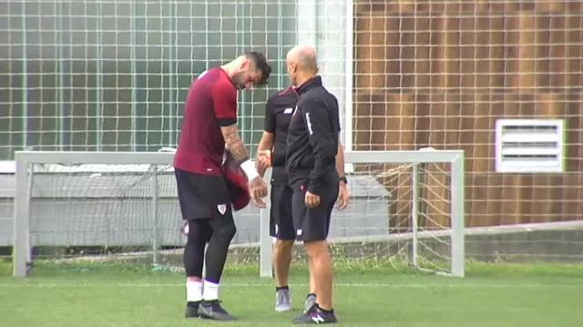 Al Athletic de Bilbao se le acumulan los problemas