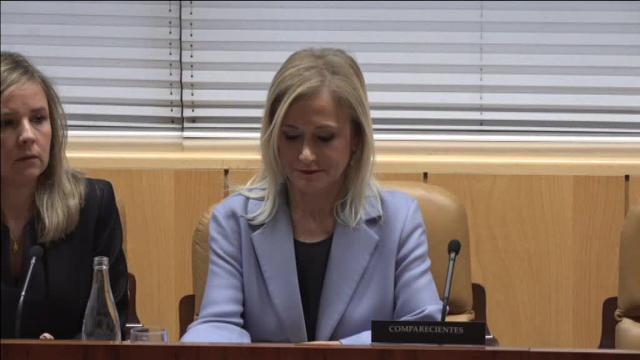 Video: La expresidenta madrileña comparece sin pronunciar ni una sola palabra sobre el caso Máster